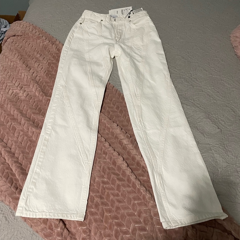 white zara jeans